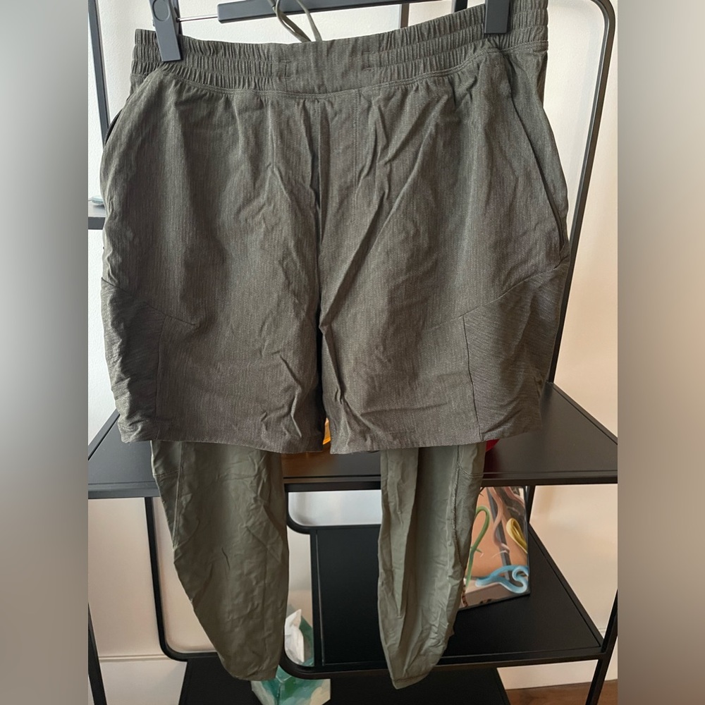 Men’s Lululemon Running shorts with 3/4 Leggings